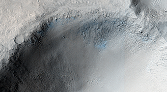 Un cratre dimpact dans Isidis Planitia